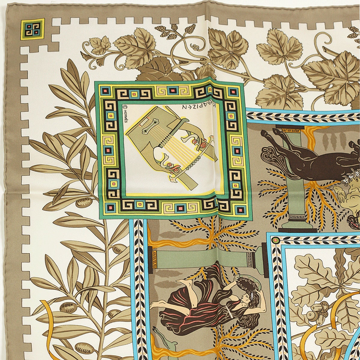 Hermes Scarf "Musique des Dieux" by Claudia Stuhlhofer Mayr 90cm Silk | Carre