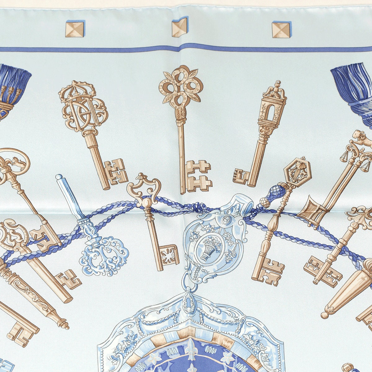 Hermes Scarf "Les Cles" for the National Museum of Women in the Arts by Caty Latham 90cm Silk | Rare Limited Edition