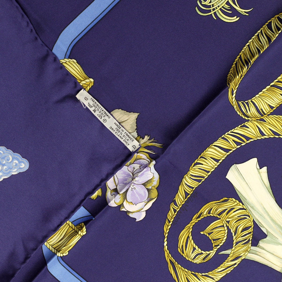 Hermes Scarf "Regina" by Leila Menchari 90cm Silk