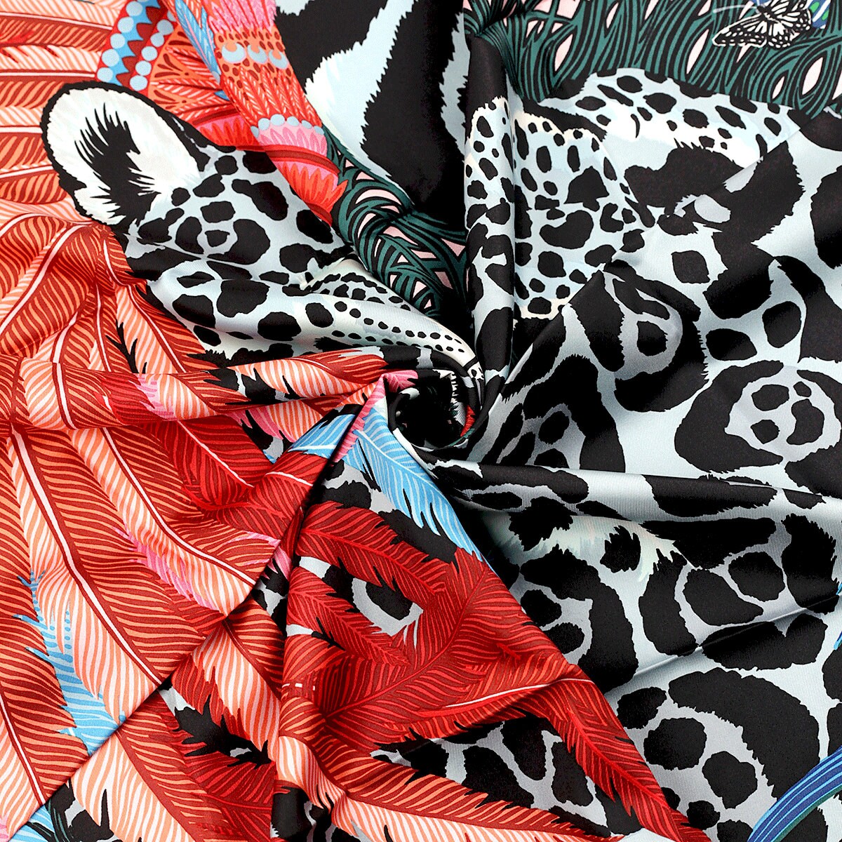 Hermes Scarf "Jaguar Quetzal" by Alice Shirley 90cm Silk | Carre Foulard