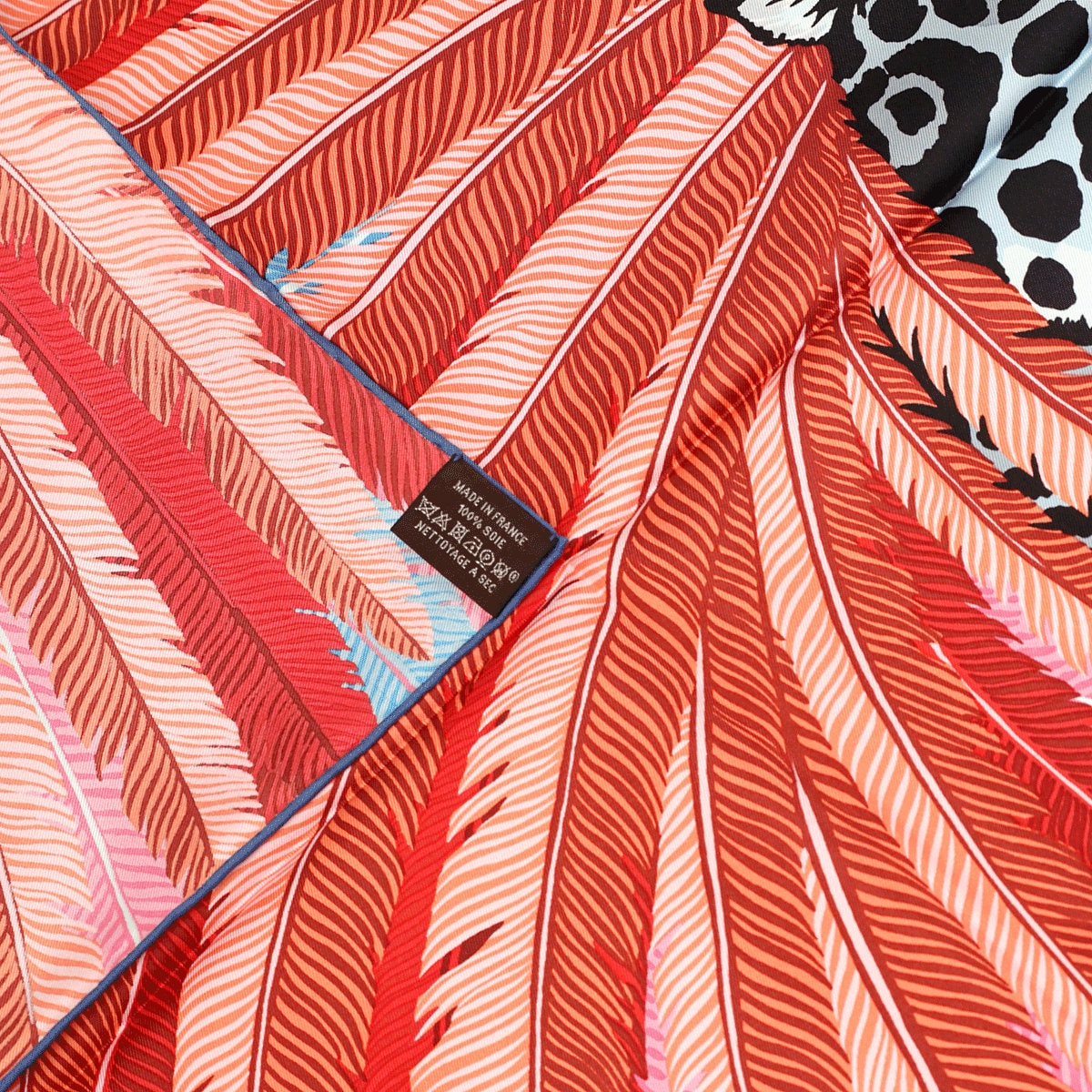 Hermes Scarf "Jaguar Quetzal" by Alice Shirley 90cm Silk | Carre Foulard