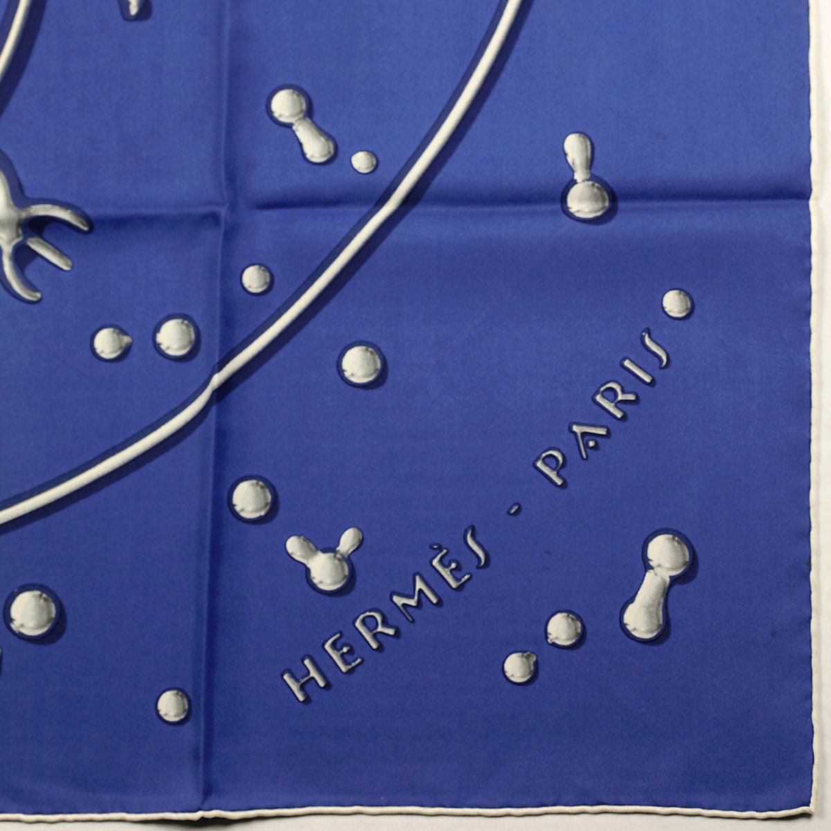Hermes Scarf "Vif Argent" by Dimitri Rybaltchenko 90cm Silk | Carre Foulard