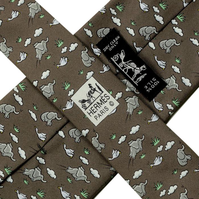 Hermes Men's Silk Tie Whimsical Flying Elephants Pattern 5268 | Necktie Cravate