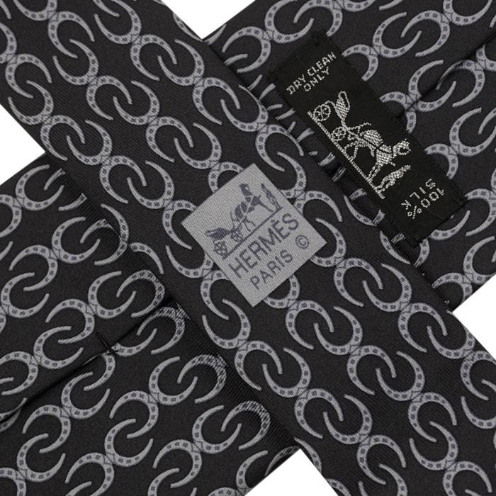 Hermes Men's Silk Tie Horseshoe Pattern 5404