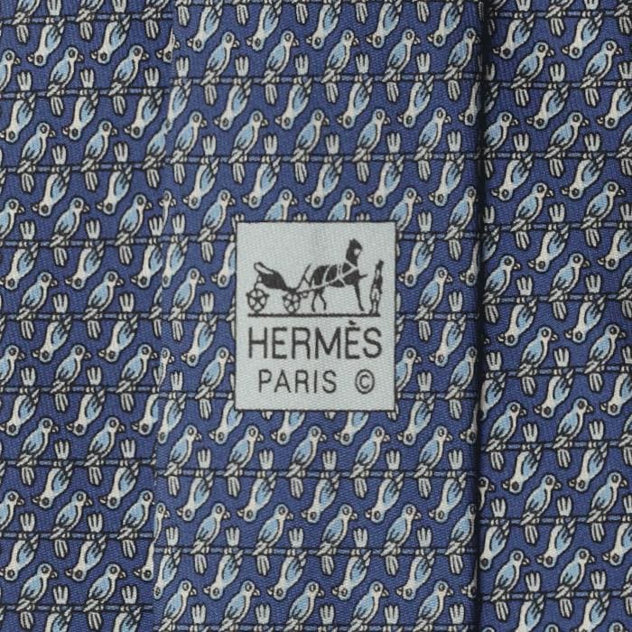 Hermes Men's Silk Tie Bird on a Wire Pattern 5514 | Necktie Cravate