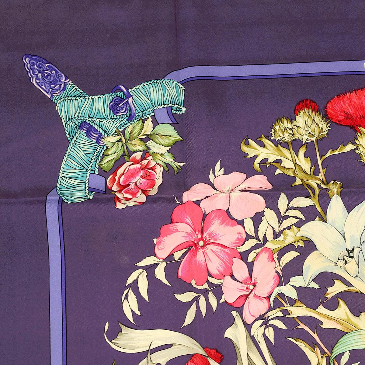 Hermes Scarf "Regina" by Leila Menchari 90cm Silk | Carre Foulard