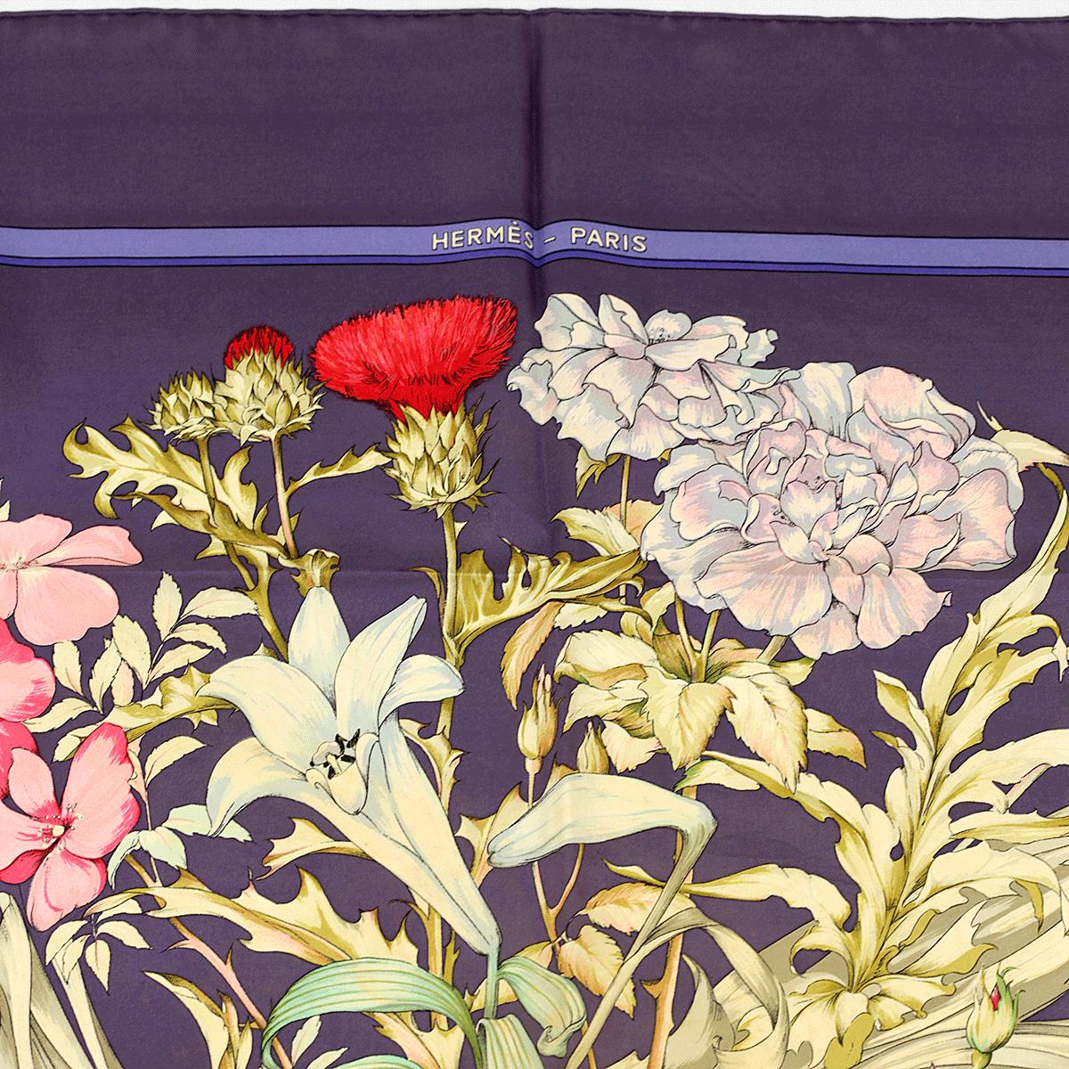 Hermes Scarf "Regina" by Leila Menchari 90cm Silk | Carre Foulard