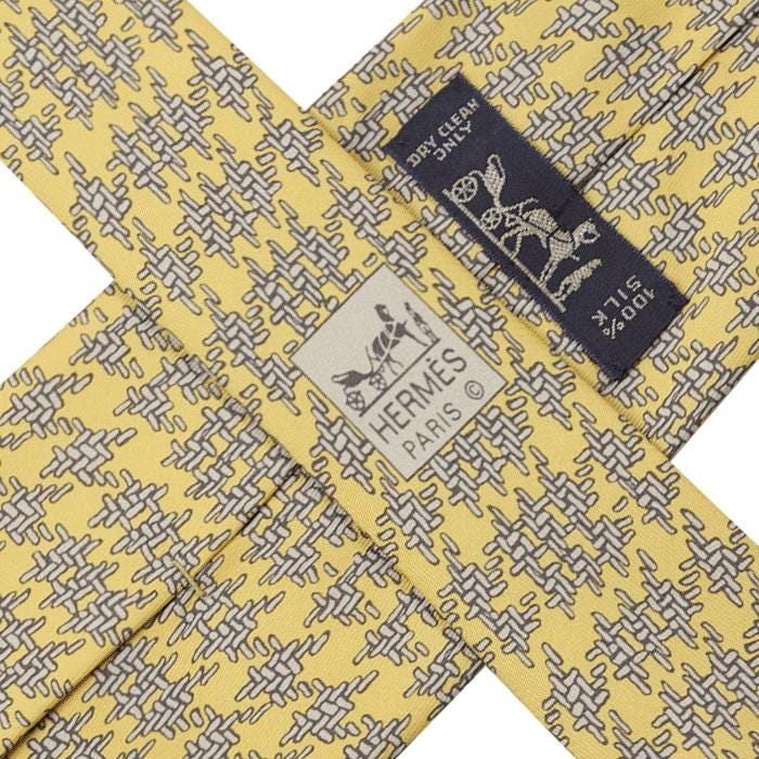 Hermes Men's Silk Tie Geometric Pattern 5116