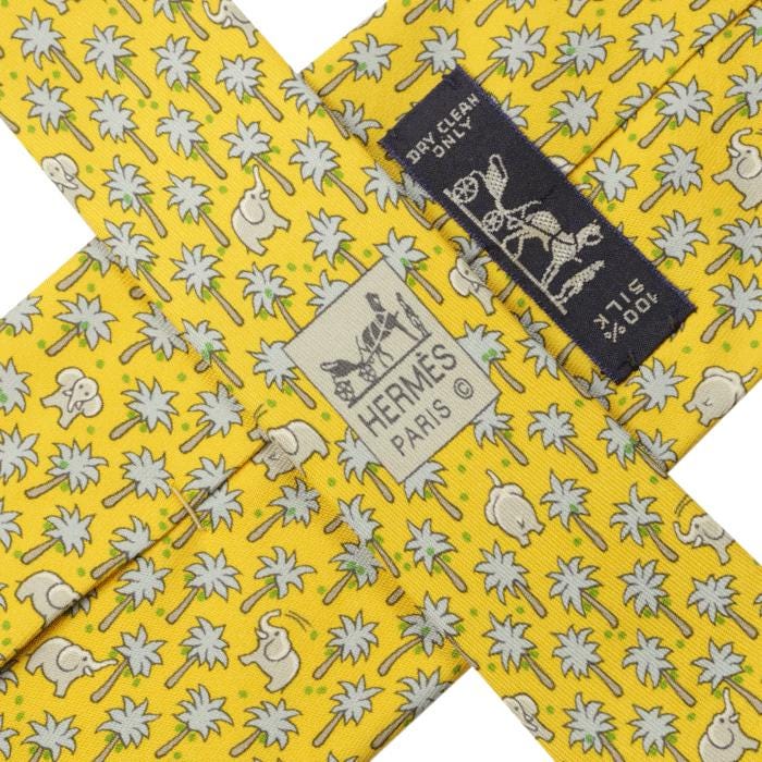 Hermes Men's Silk Tie Whimsical Elephants Pattern 5248 | Necktie Cravate