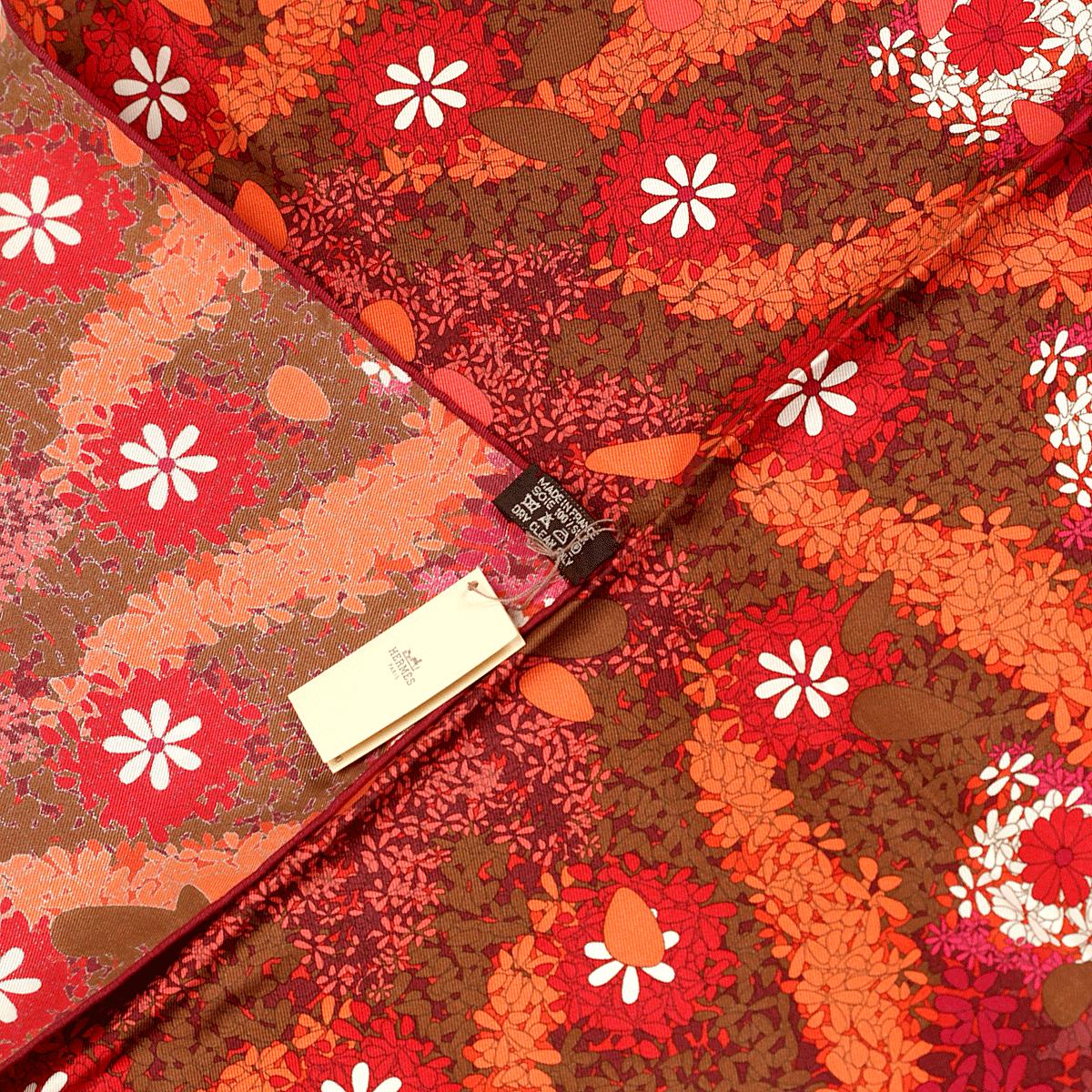 Hermes Scarf "Offrandes d'un Jour" by Dimitri Rybaltchenko 90cm Silk | Carre Foulard