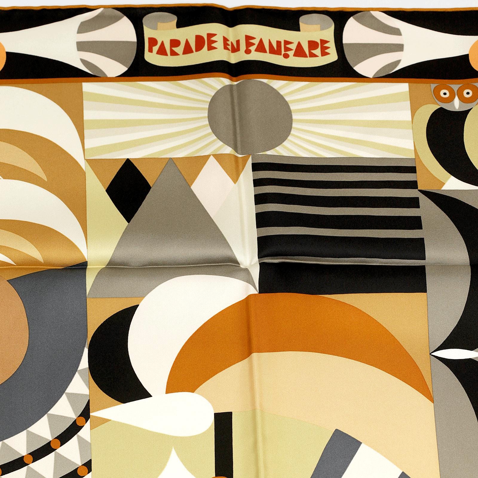 Hermes Scarf "Parade Fanfare" by Tong Ren 90cm Silk | Carre Foulard