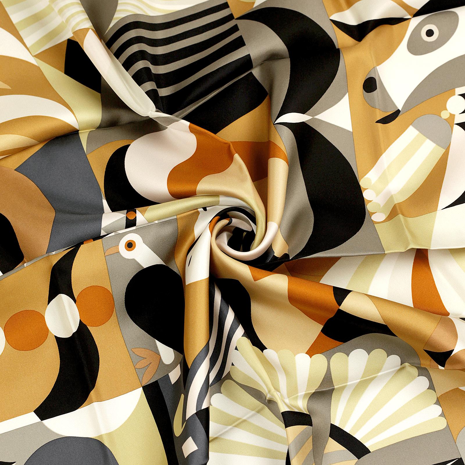 Hermes Scarf "Parade Fanfare" by Tong Ren 90cm Silk | Carre Foulard