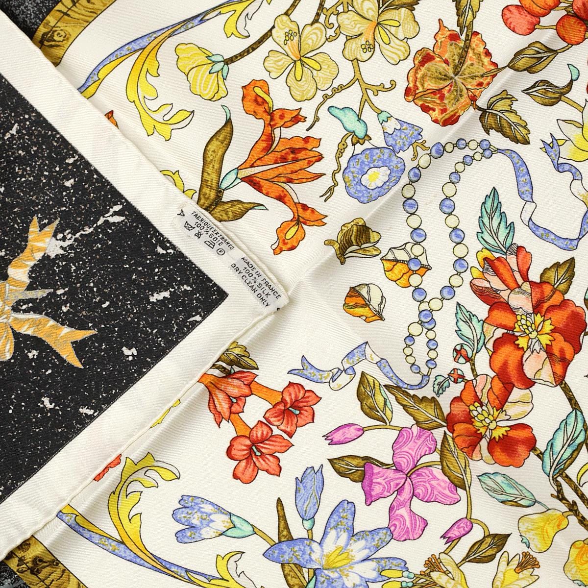 Hermes Scarf "Pierres d'Orient et d'Occident" by Zoe Pauwels 90cm Silk | Carre Foulard