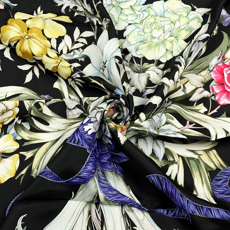 Hermes Scarf "Regina" by Leila Menchari 90cm Silk