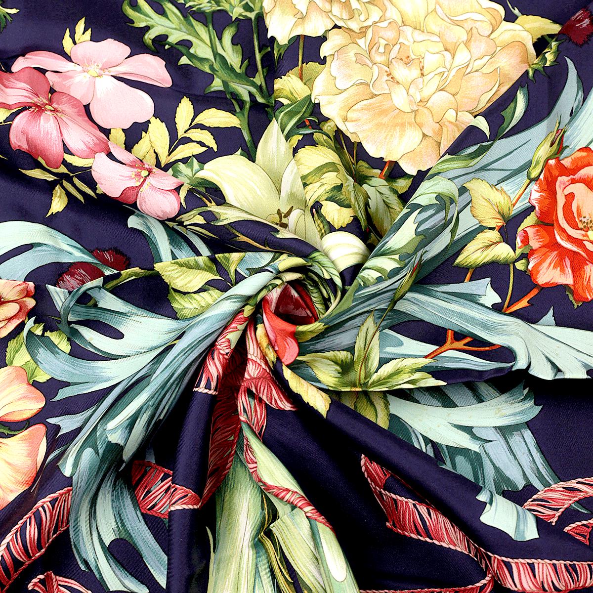 Hermes Scarf "Regina" by Leila Menchari 90cm Silk