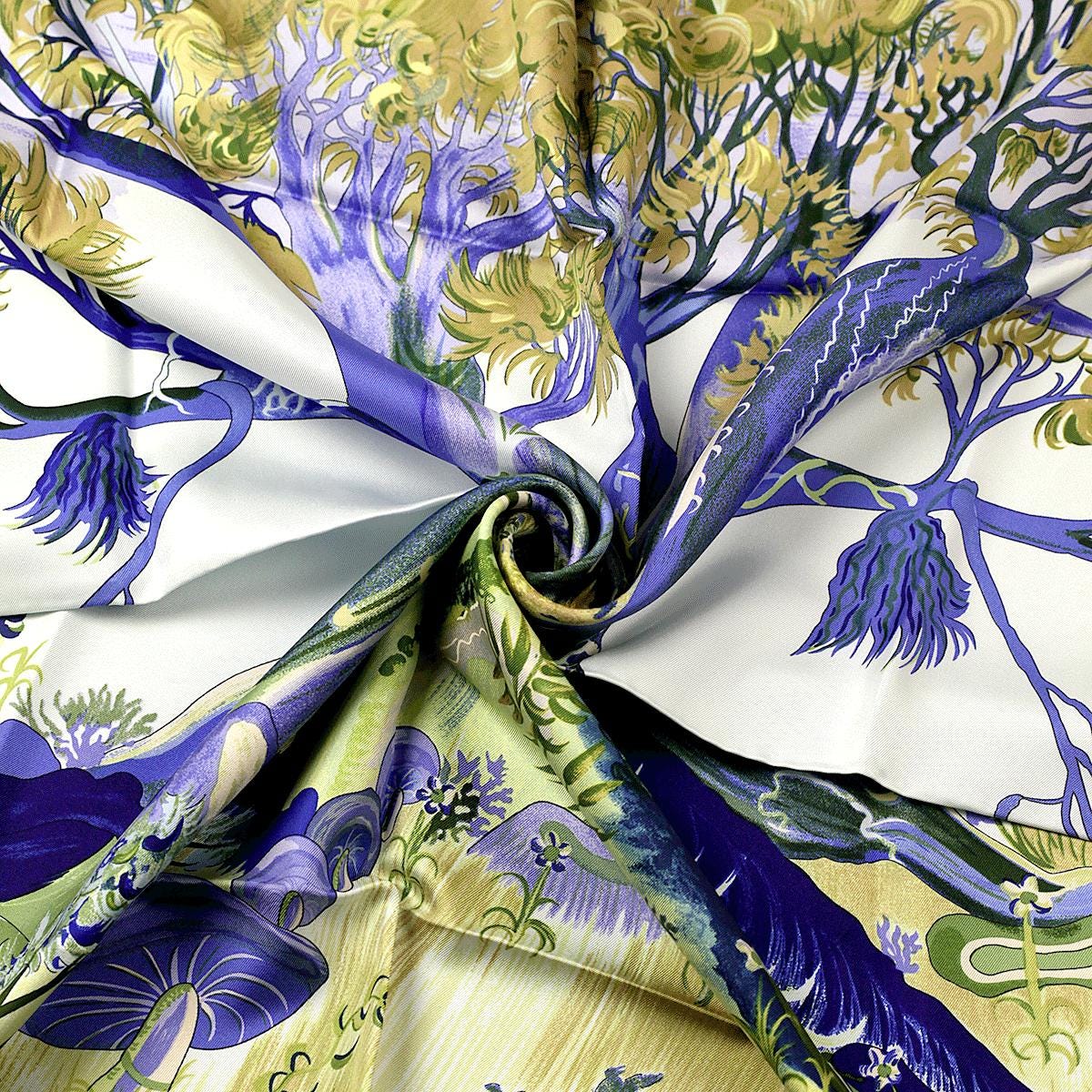 Hermes Scarf "Kuggor Tree" by Sefedin Kwumi 90cm Silk | Foulard Carre