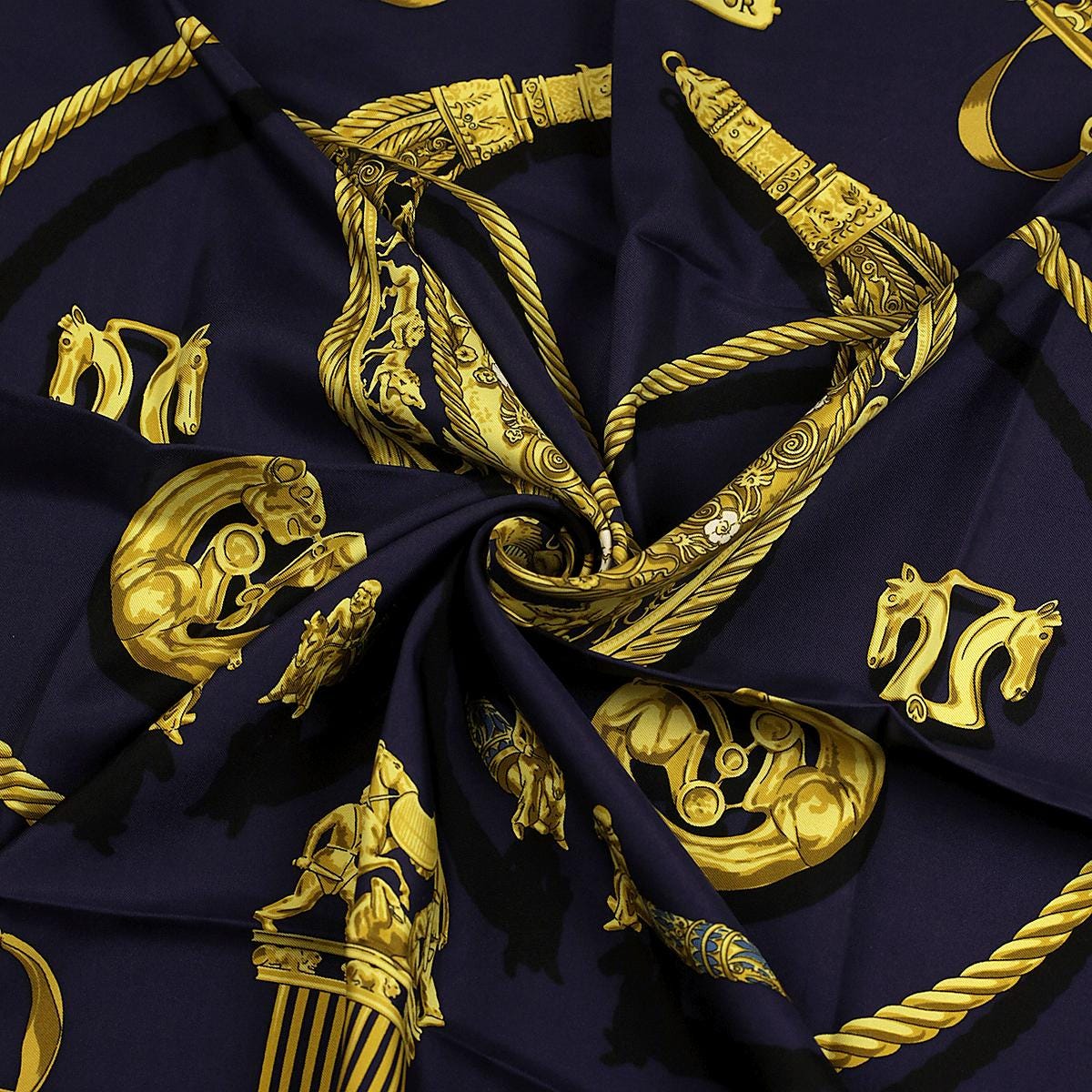 Hermes Scarf "Cavaliers d'Or" by Vladimir Rybaltchenko Vintage 90cm Silk