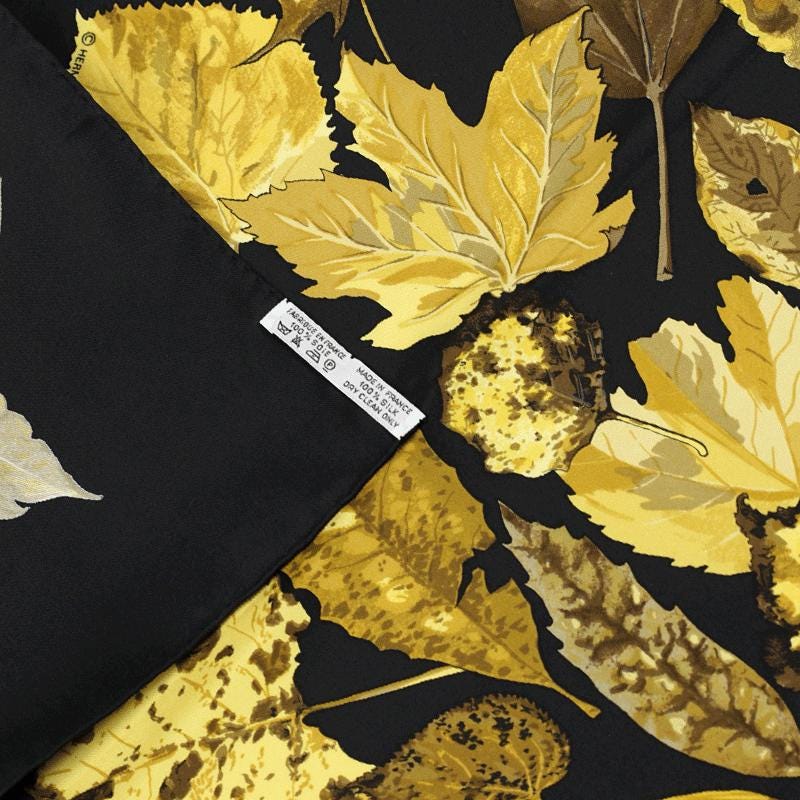 Hermes Scarf "Tourbillon" by Christiane Vauzelles 90cm Silk | Carre Foulard