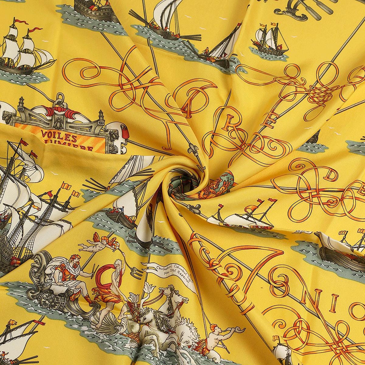 Hermes Scarf "Voiles de Lumiere" by Joachim Metz 90cm Silk | Carre Foulard