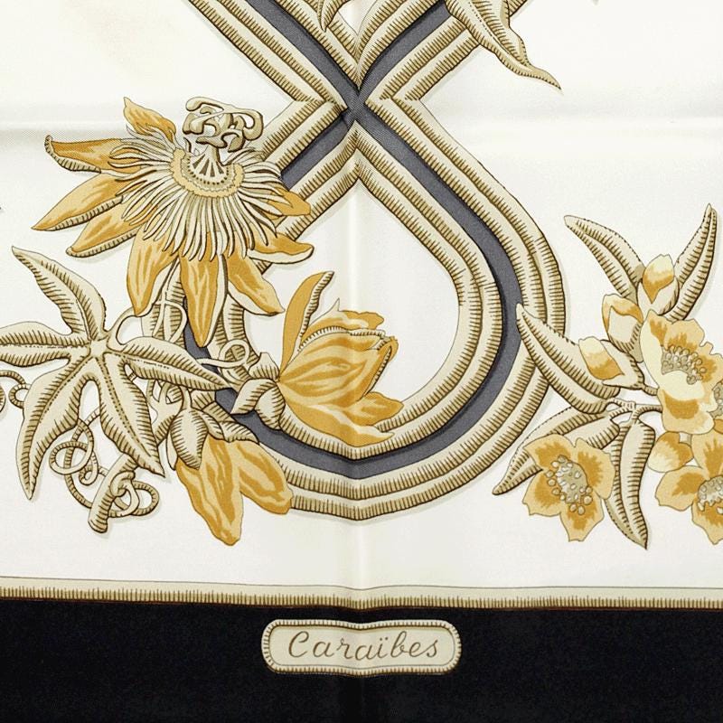 Hermes Scarf "Caraibes" by Christiane Vauzelles 90cm Silk | Foulard Carre