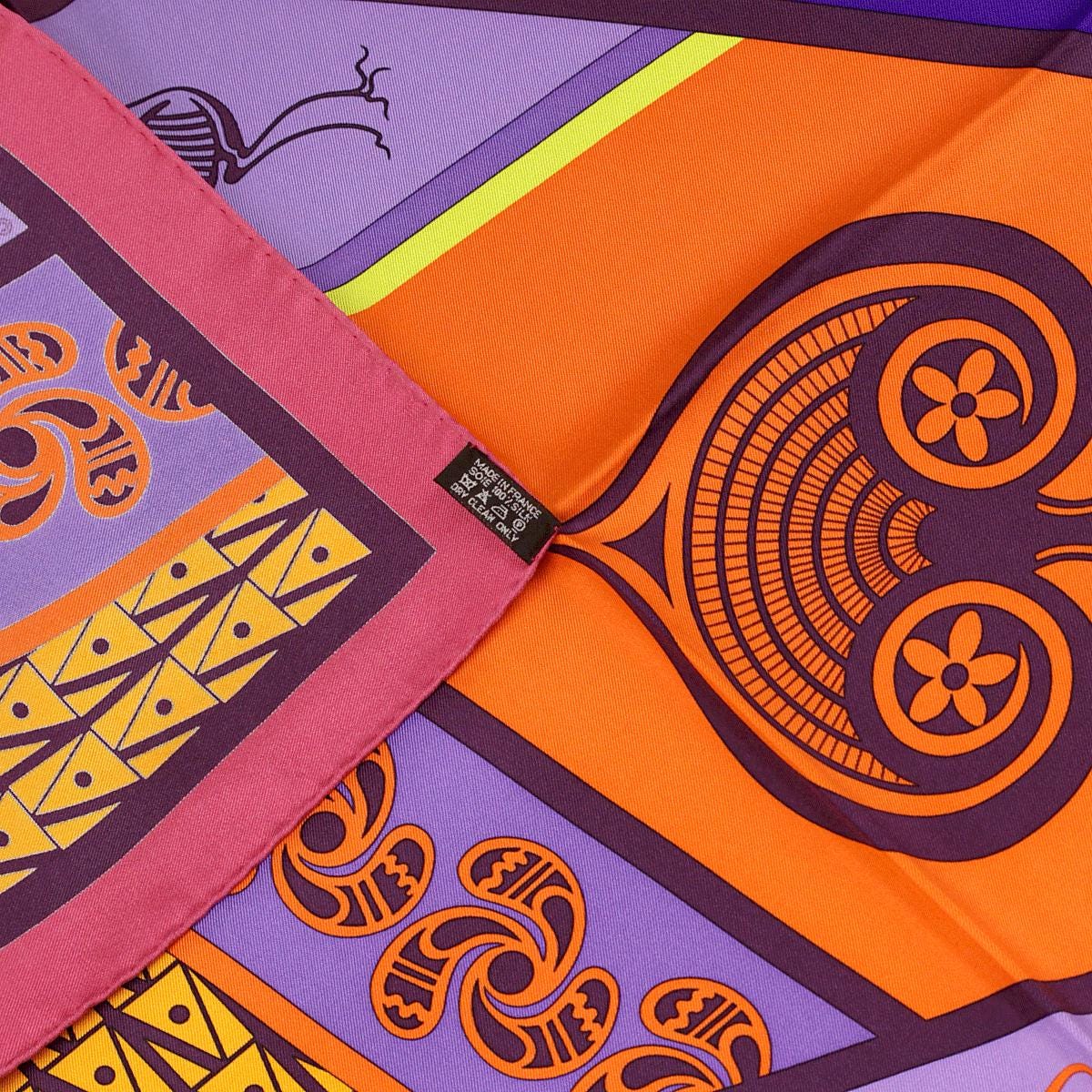 Hermes Scarf "Geometrie Cretoise" by Julia Abadie 90cm Silk | Carre Foulard