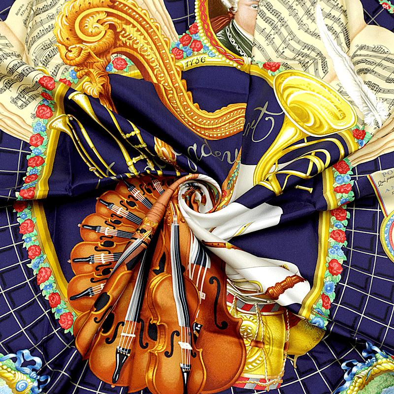 Hermes Scarf "Mozart" by Julia Abadie 90cm Silk | Carre Foulard