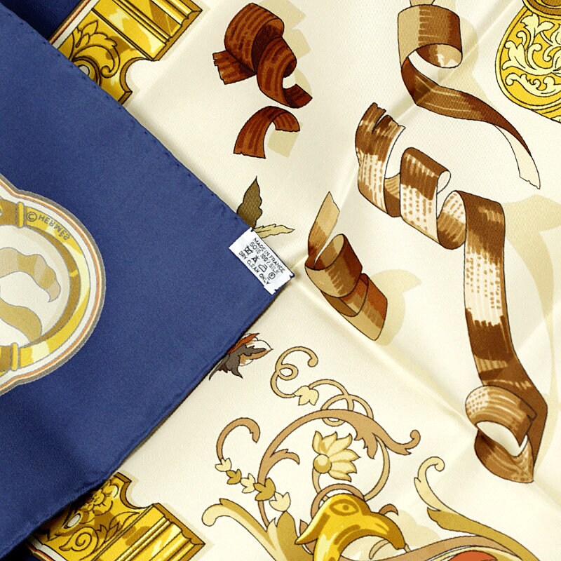 Hermes Scarf "Copeaux" by Caty Latham 90cm Silk | Carre Foulard