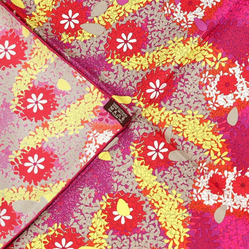 Hermes Scarf "Offrandes d'un Jour" by Dimitri Rybaltchenko 90cm Silk | Carre Foulard