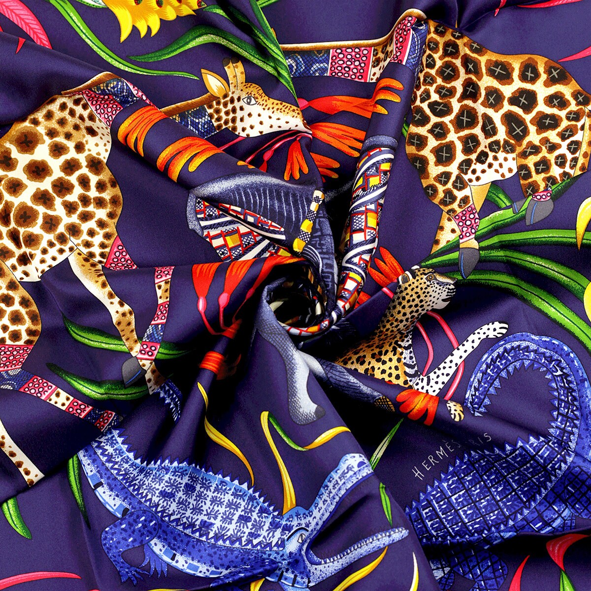 Hermes Scarf "Marche du Zambeze" by Ardmore Artists 90cm Silk | Carre Foulard