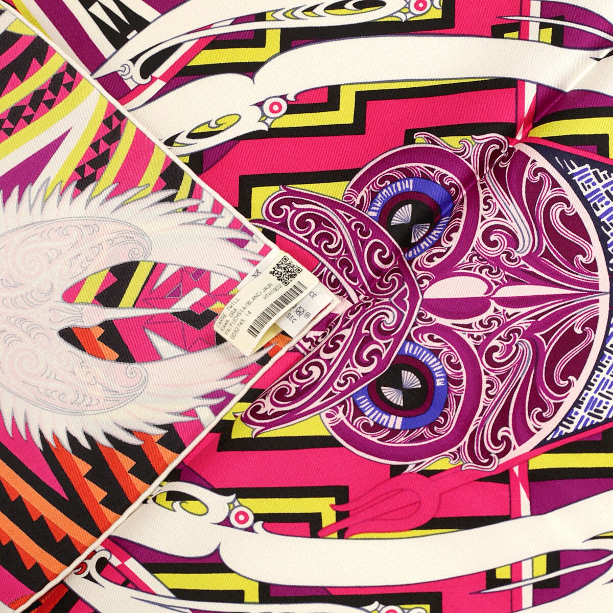 Hermes Scarf "Kawa Ora" by Te Rangitu Netana 90cm Silk | Carre Foulard