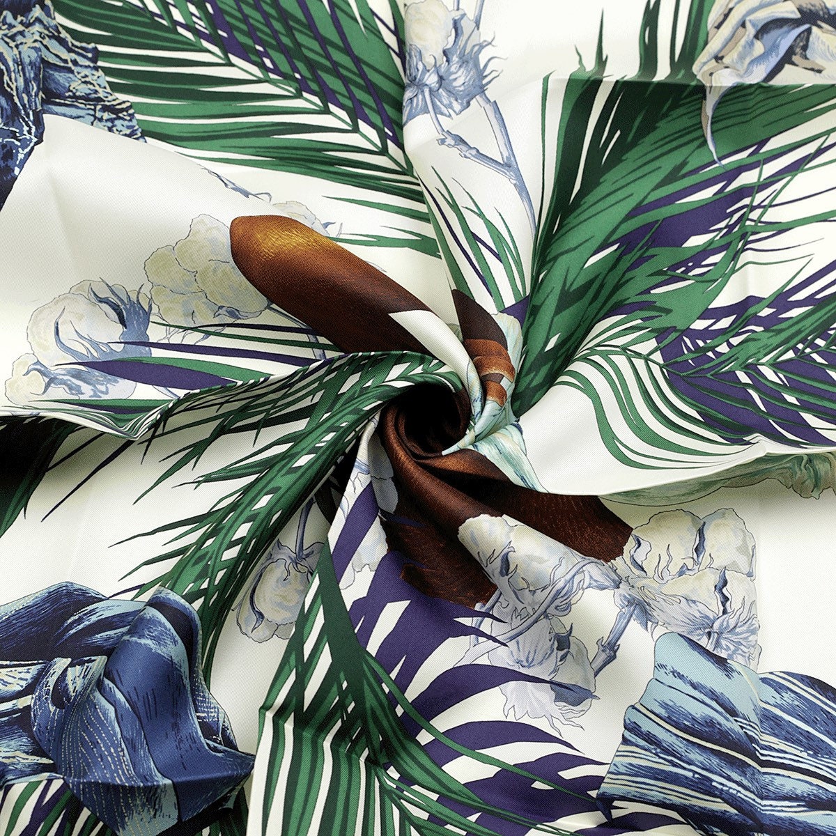 Hermes Scarf "Turbans des Reines" by Michelle Szabo 90cm Silk | Carre Foulard