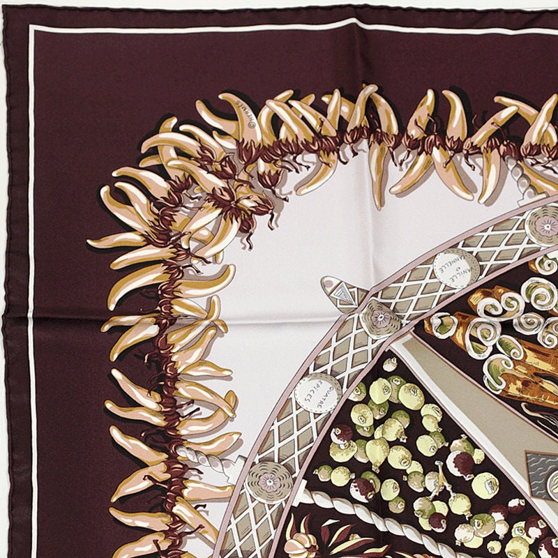 Hermes Scarf "Aux Pays de Epices" by Annie Faivre 90cm Silk | Carre Foulard