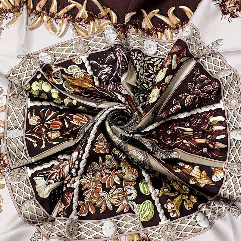 Hermes Scarf "Aux Pays de Epices" by Annie Faivre 90cm Silk | Carre Foulard