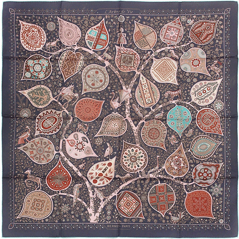 a28【極美品】エルメスツイリー生命の木 L'Arbre de Vie 薄ピンク Hermes Scarf 