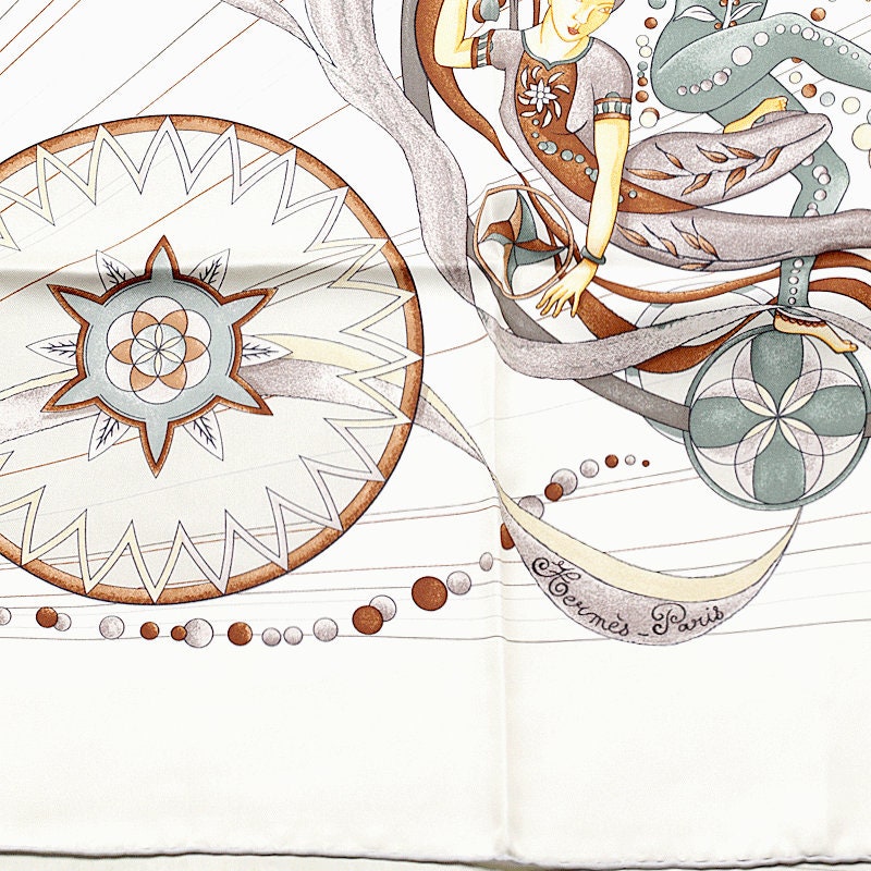 Hermes Scarf "Danse du Cosmos" by Zoè Pauwels 90cm Silk | Carre Foulard