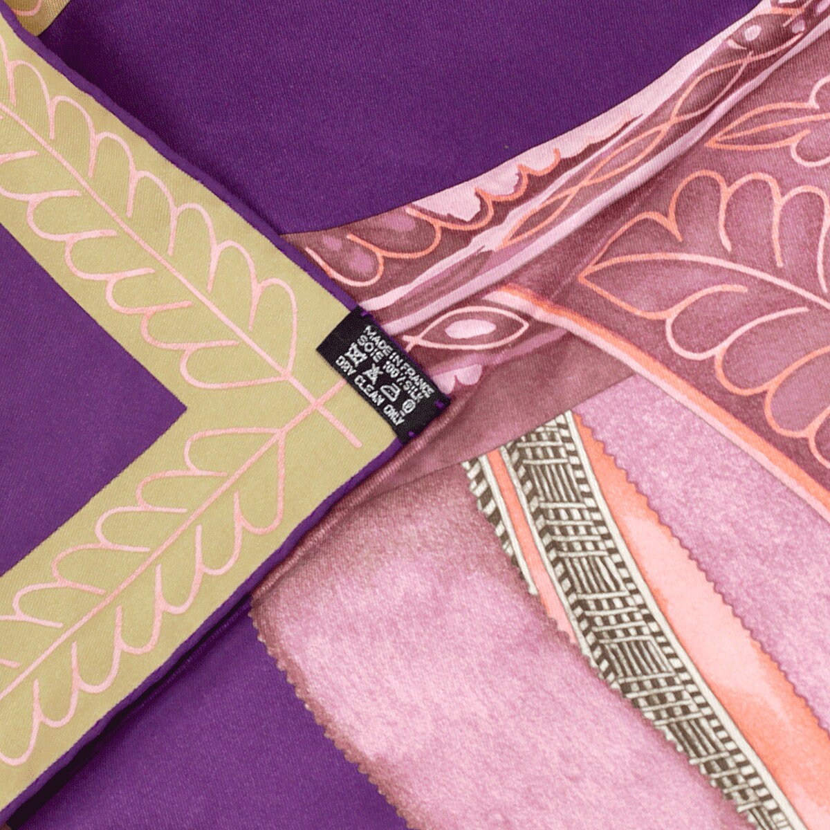 Hermes Scarf "Selle d'Officier en Grande Tenue" by Wlodek Kaminski 70cm Silk | Foulard Carre