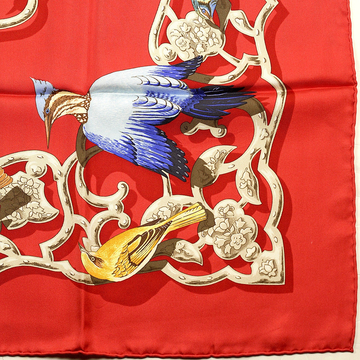 Hermes Scarf "Oiseaux de l'Inde et de l'Himalaya" by Catherine Baschet Vintage 90cm Silk | Carre Foulard