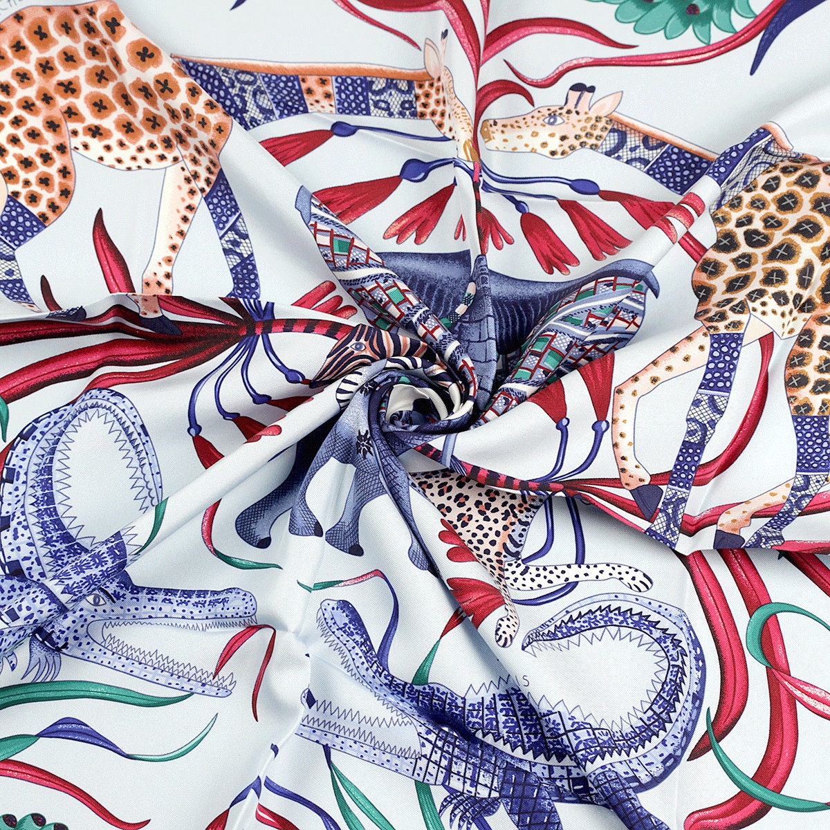 Hermes Scarf "Marche du Zambeze" by Ardmore Artists 90cm Silk | Wash Carre