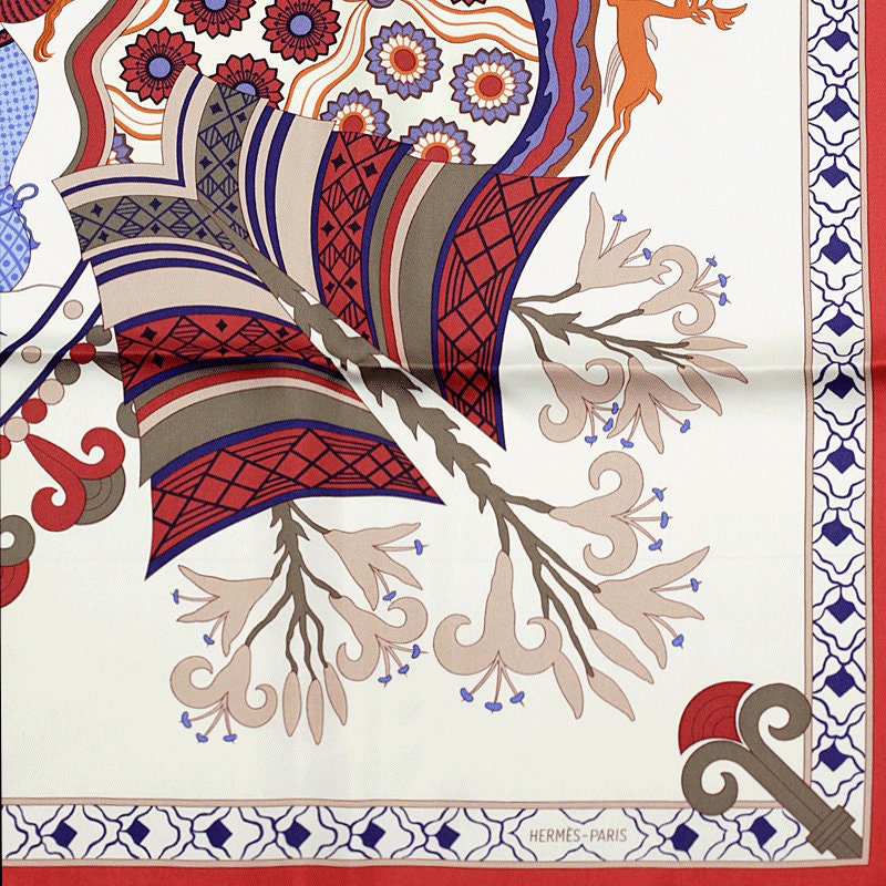 Hermes Scarf "Les Printemps de Thera" by Julia Abadie 90cm Silk | Carre Foulard