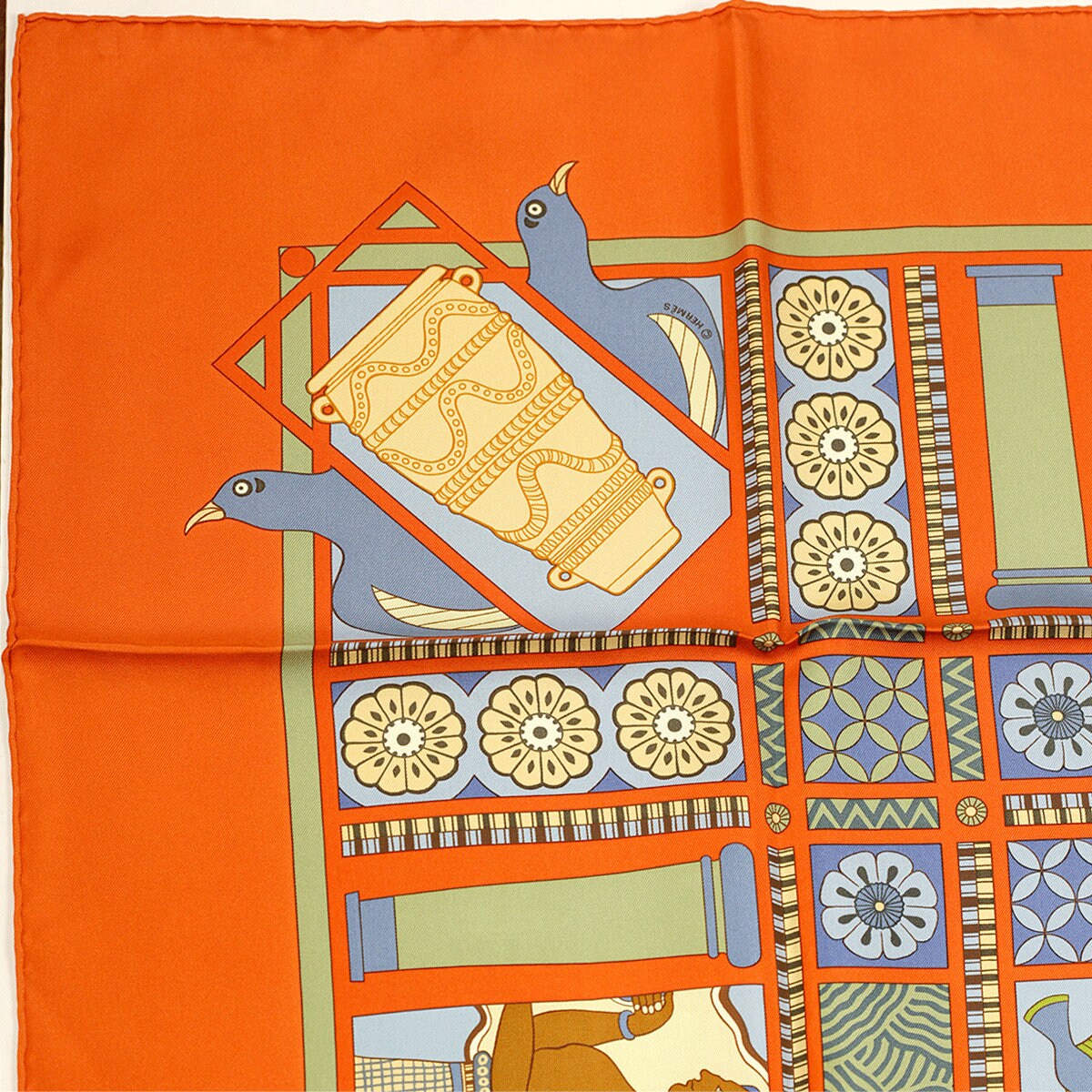 Hermes Scarf "Les Secrets de Minos" by Sophie Koechlin 90cm Silk | Carre Foulard