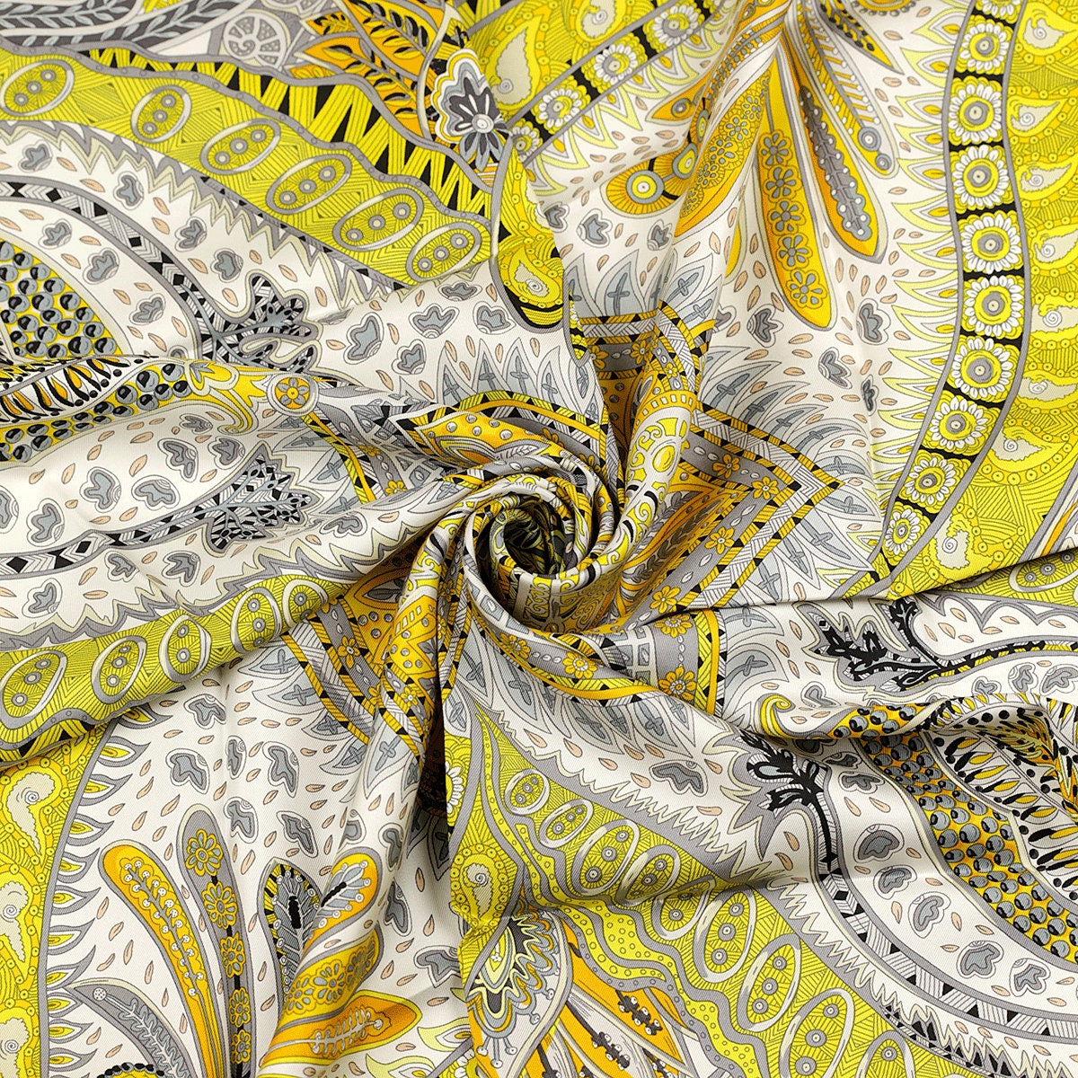 Hermes Scarf "Le Jardin de la Maharani" by Annie Faivre 90cm Silk | Carre Foulard