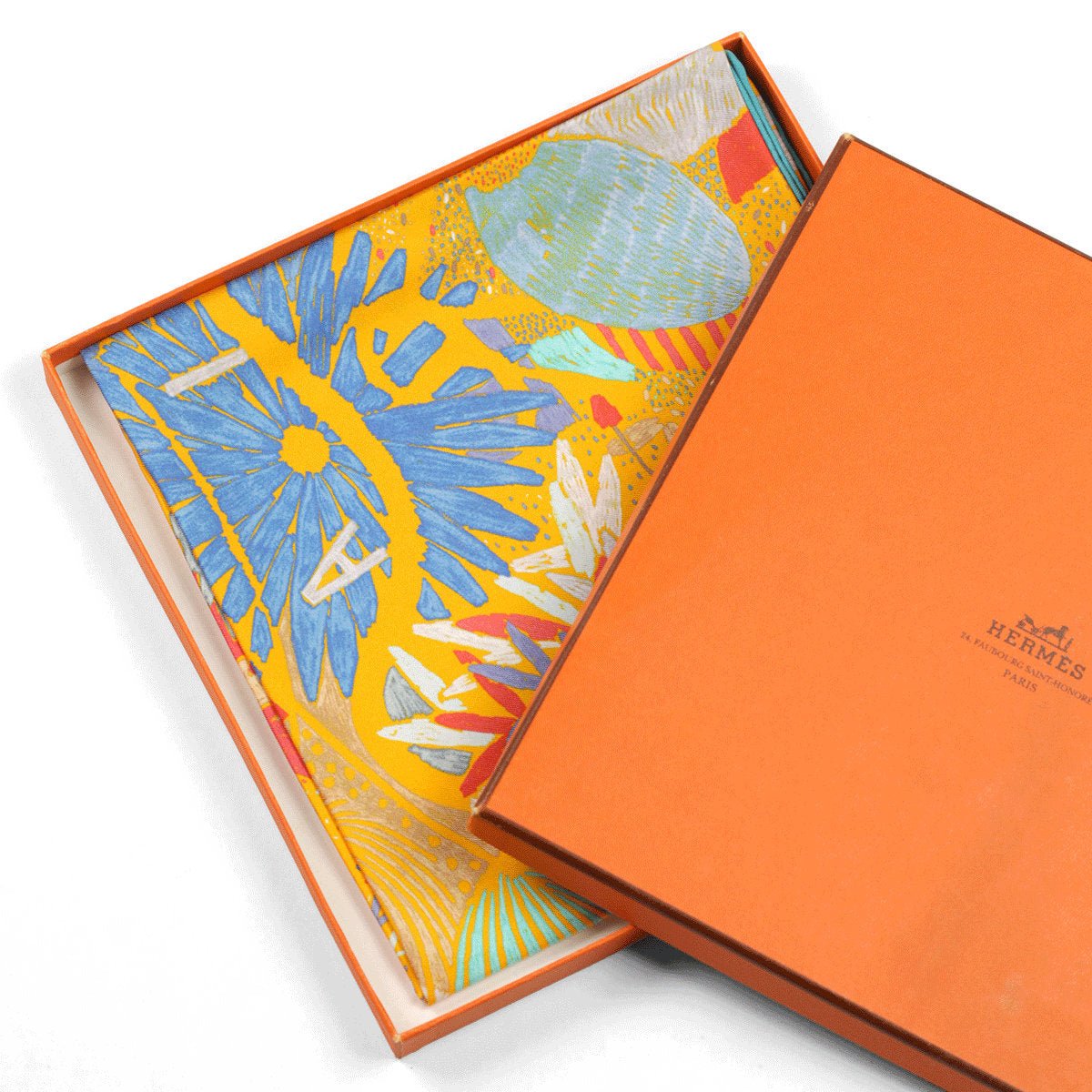 Hermes Scarf "Chacun Fait Son Nid" by Nigel Peake 90cm Silk | Carre Foulard