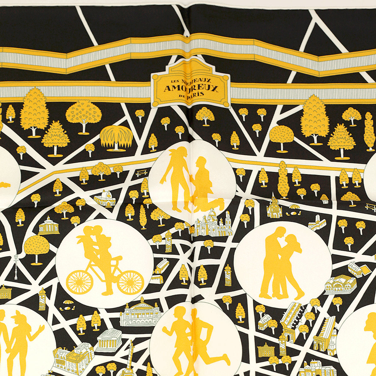 Hermes Scarf "Le Nouveaux Amoureux de Paris" by Pierre Marie 90cm Silk | Carre Foulard