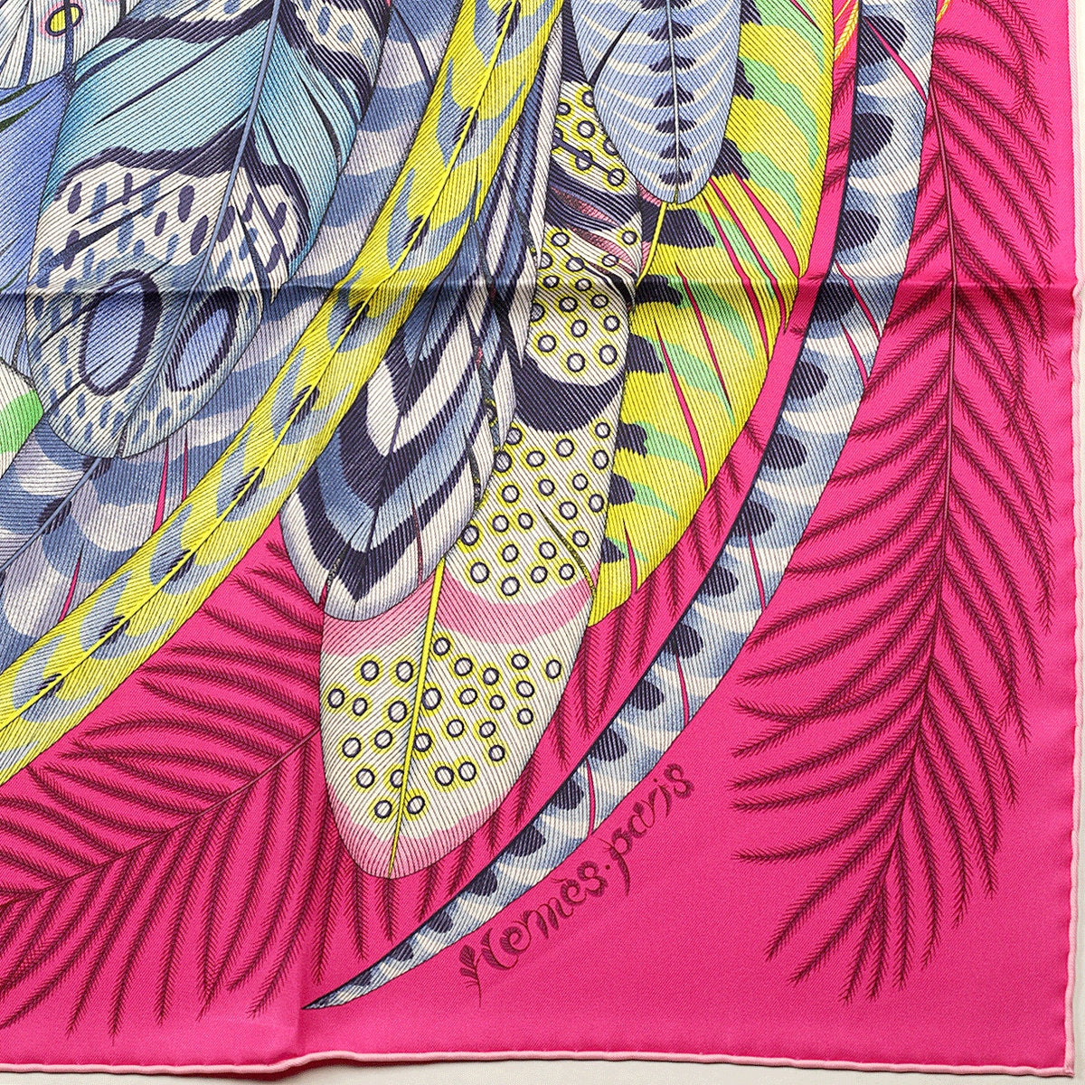 Hermes Scarf "Plumes en Fete" by Aline Honoré 90cm Silk | Carre Foulard