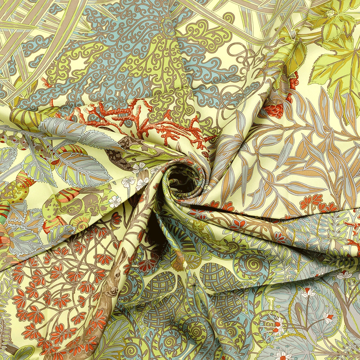 HERMÈS スカーフ　葉と鳥と蝶、蚕の絵柄 HERMÈS スカーフ 葉と鳥と蝶、蚕の絵柄 楽天市場】【ラッピング