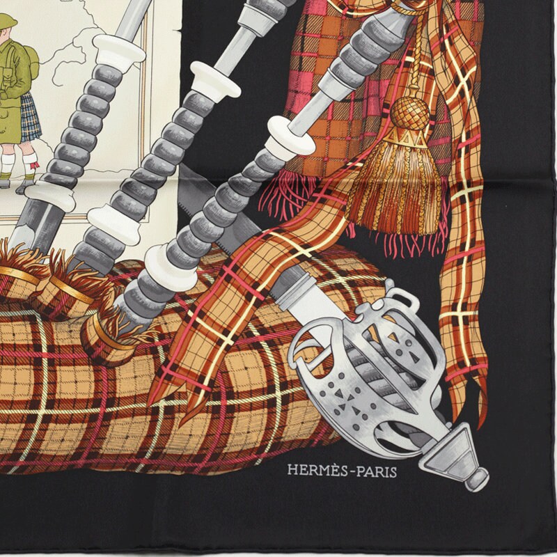 Hermes Scarf "Scotland" by Philippe Ledoux 90cm Silk | Carre Foulard