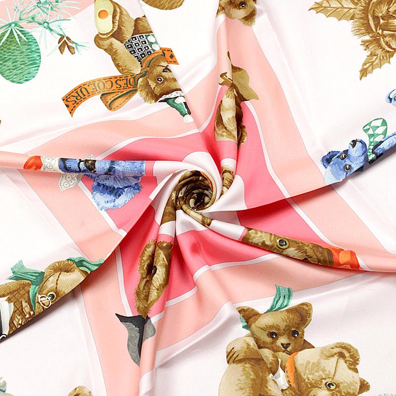 Hermes Scarf "Confidents des Coeurs" by Loic Dubigeon 90cm Silk | Carre Foulard