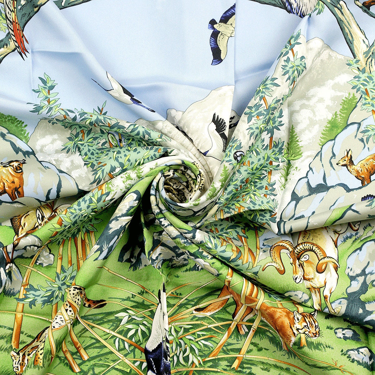 Hermes Scarf "Sichuan" by Robert Dallet 90cm Silk | Carre Foulard