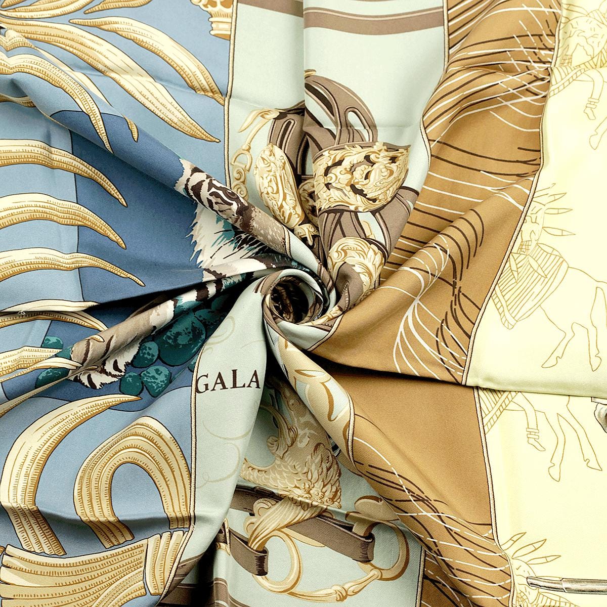 Hermes Scarf "Carre en Carres" by Bali Barret 90cm Silk | Carre Foulard