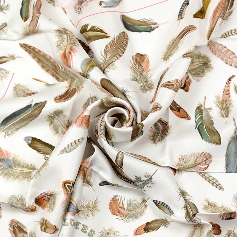 HERMES カレ90 PLUMES par Henride Linares エルメス HERMES カレ 90 PLUMES par Henride Linares 羽柄 羽毛